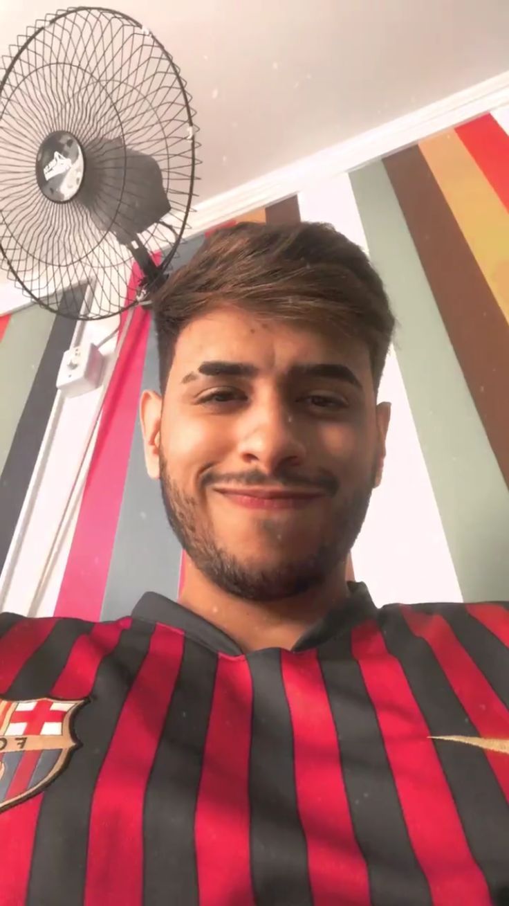 <em>Camilo Sandoval</em>